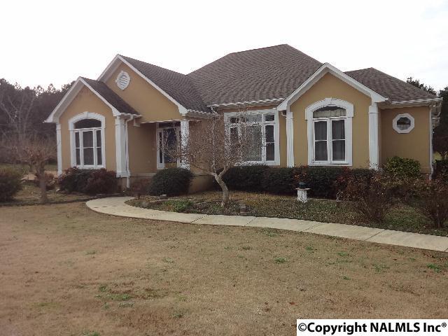 208 Wimberly Drive - Photo 1
