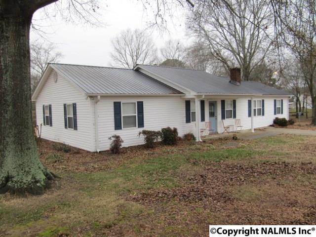 145 Parkway Drive - Photo 1