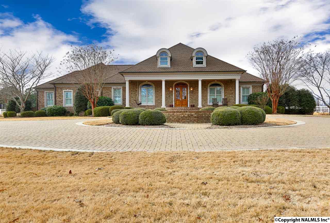15097 Pike Road - Photo 1