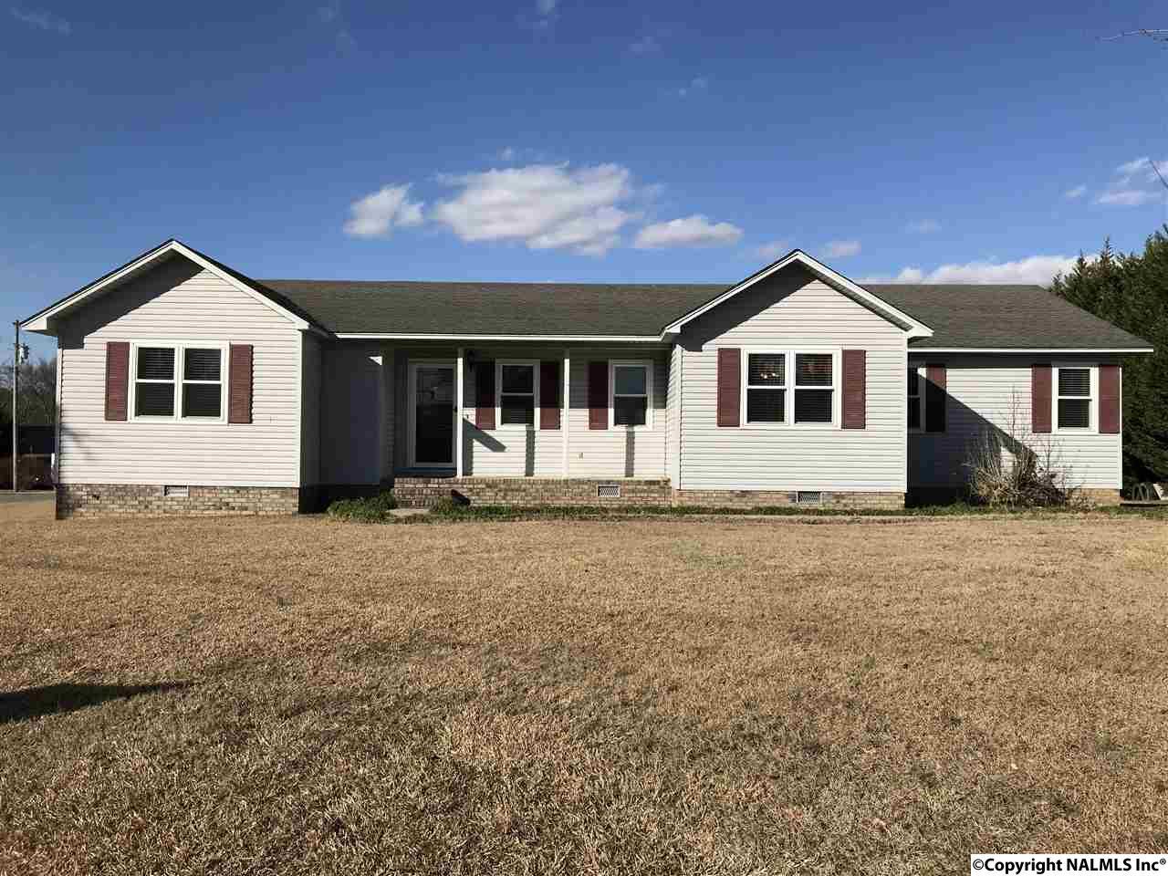 15 Lee Avenue - Photo 1