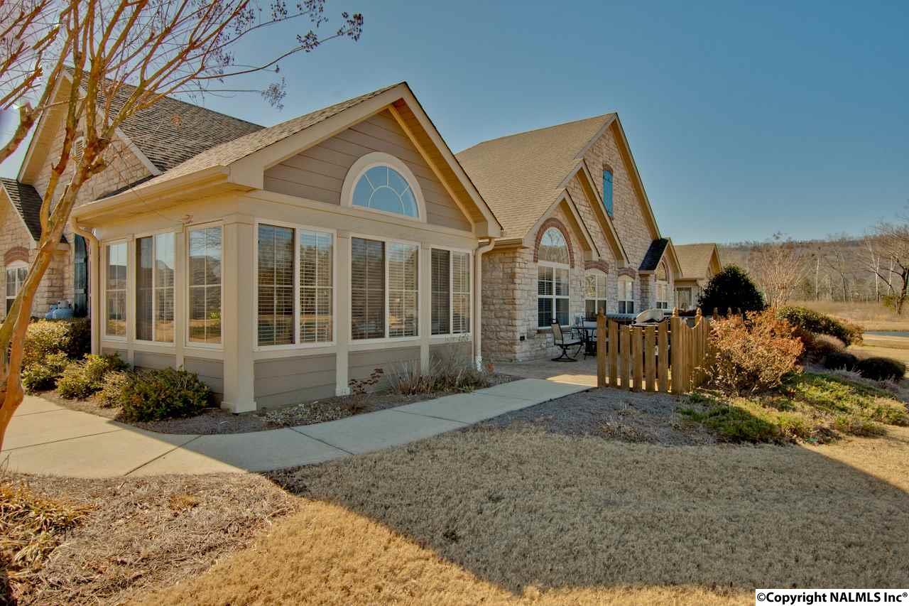 10 Laurel Lane - Photo 1