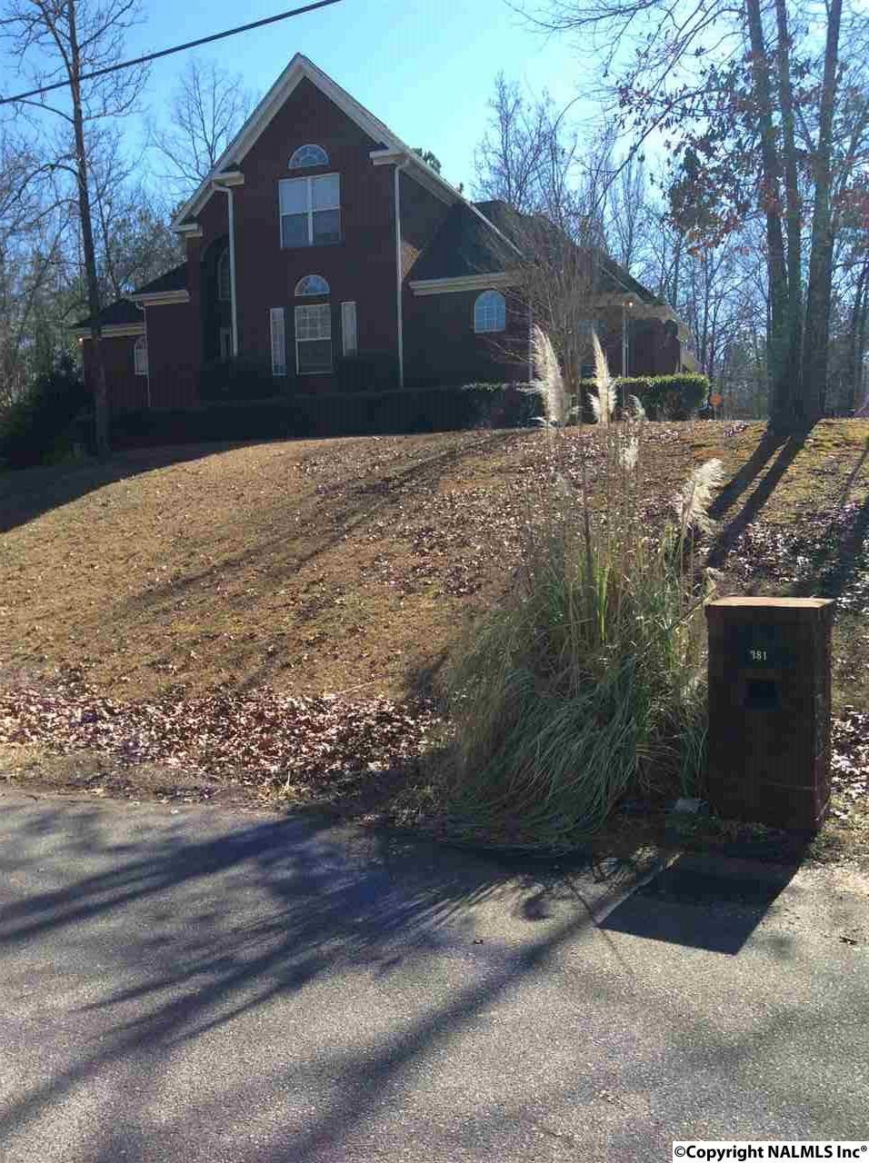 381 Trinity Way - Photo 1