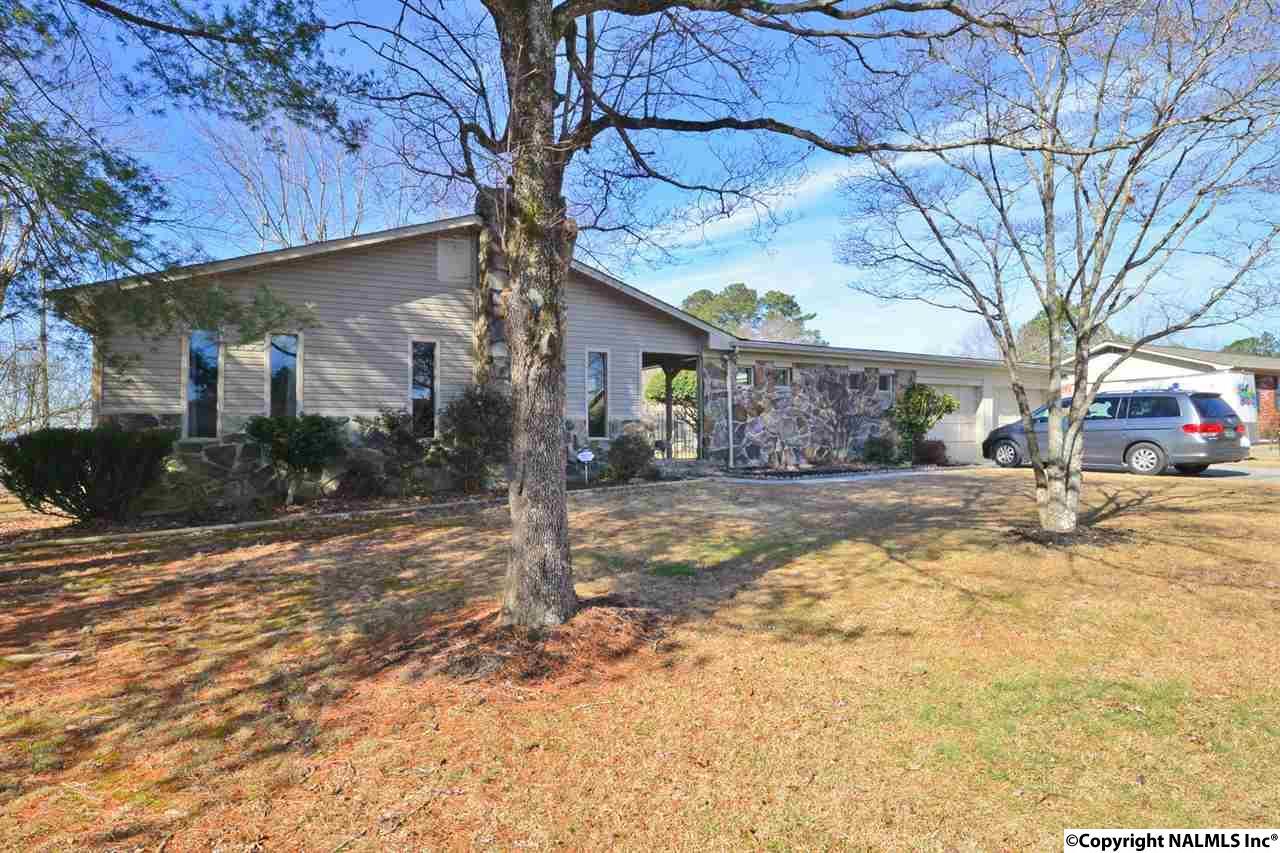 1637 Catoma Drive - Photo 1