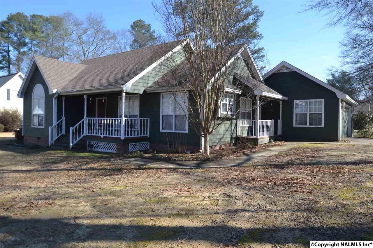 501 Mockingbird Lane - Photo 1