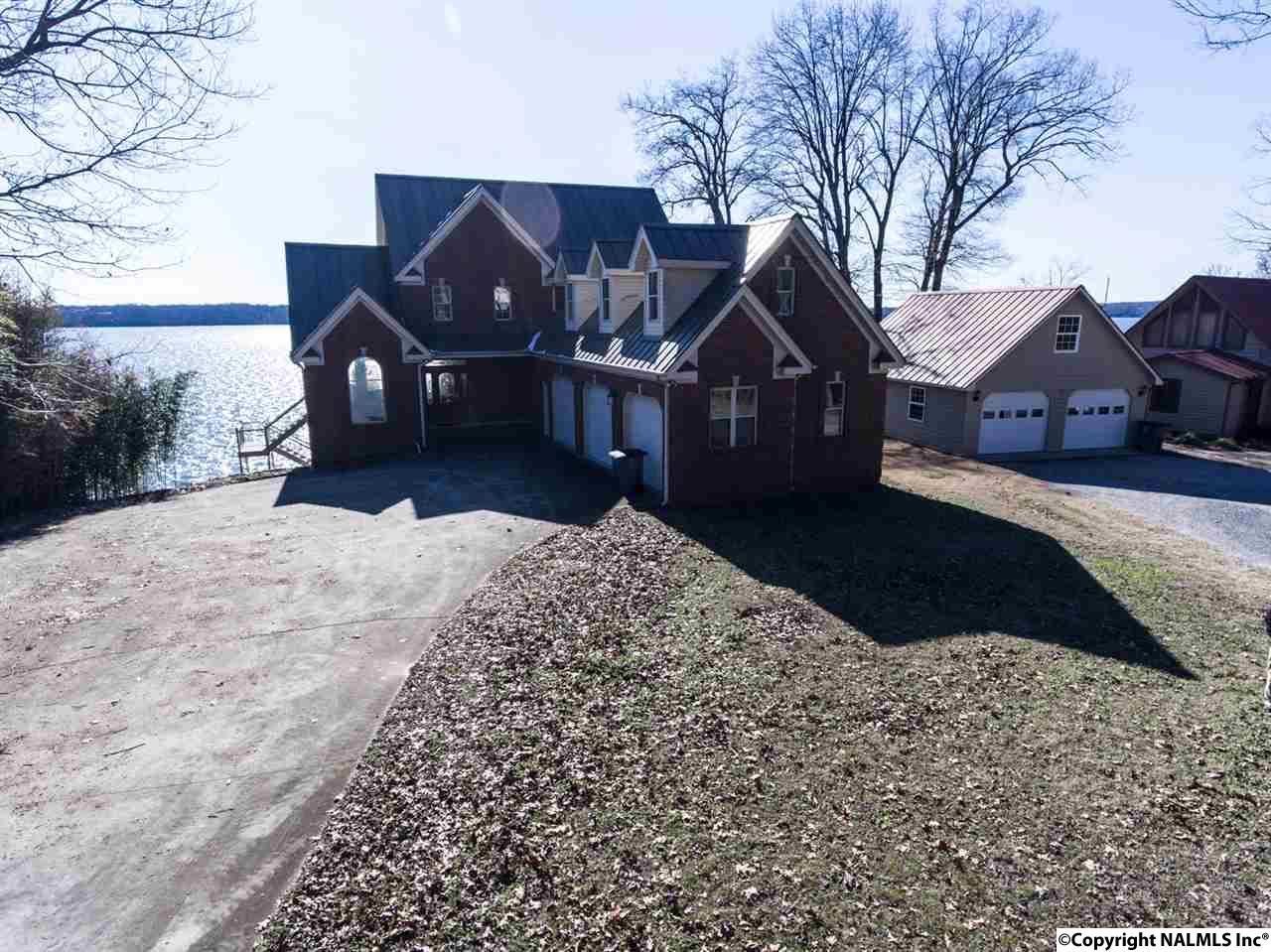 886 County Road 33 - Photo 1