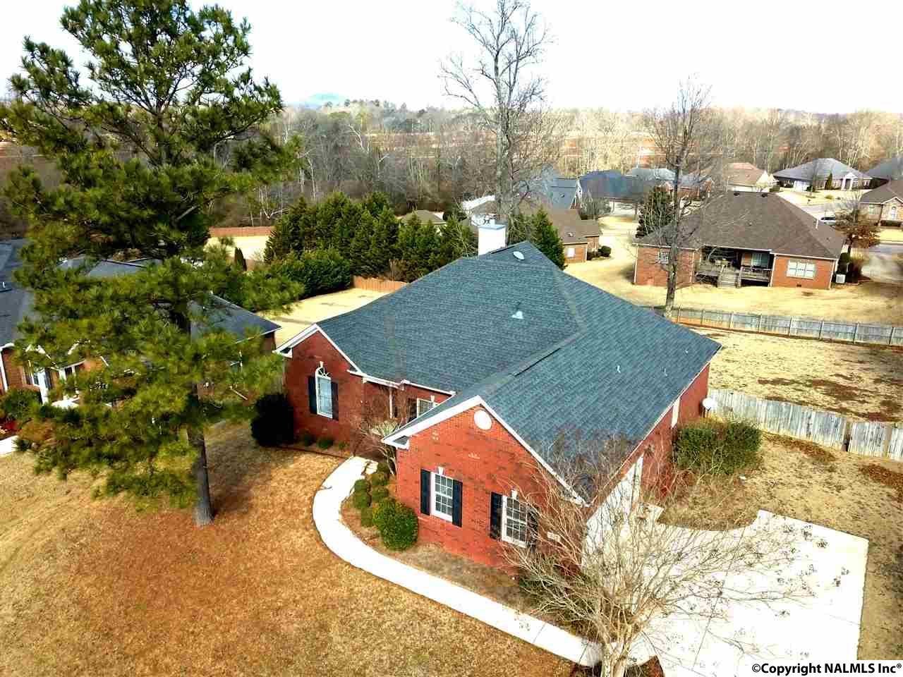 221 Majestic Court - Photo 1