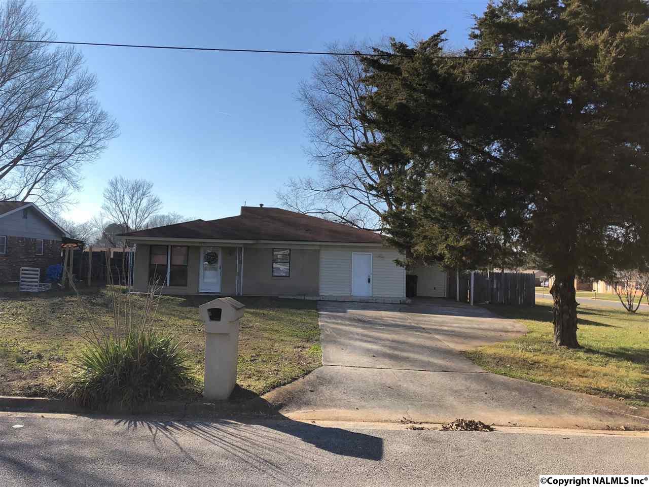 2901 Spring Avenue - Photo 1