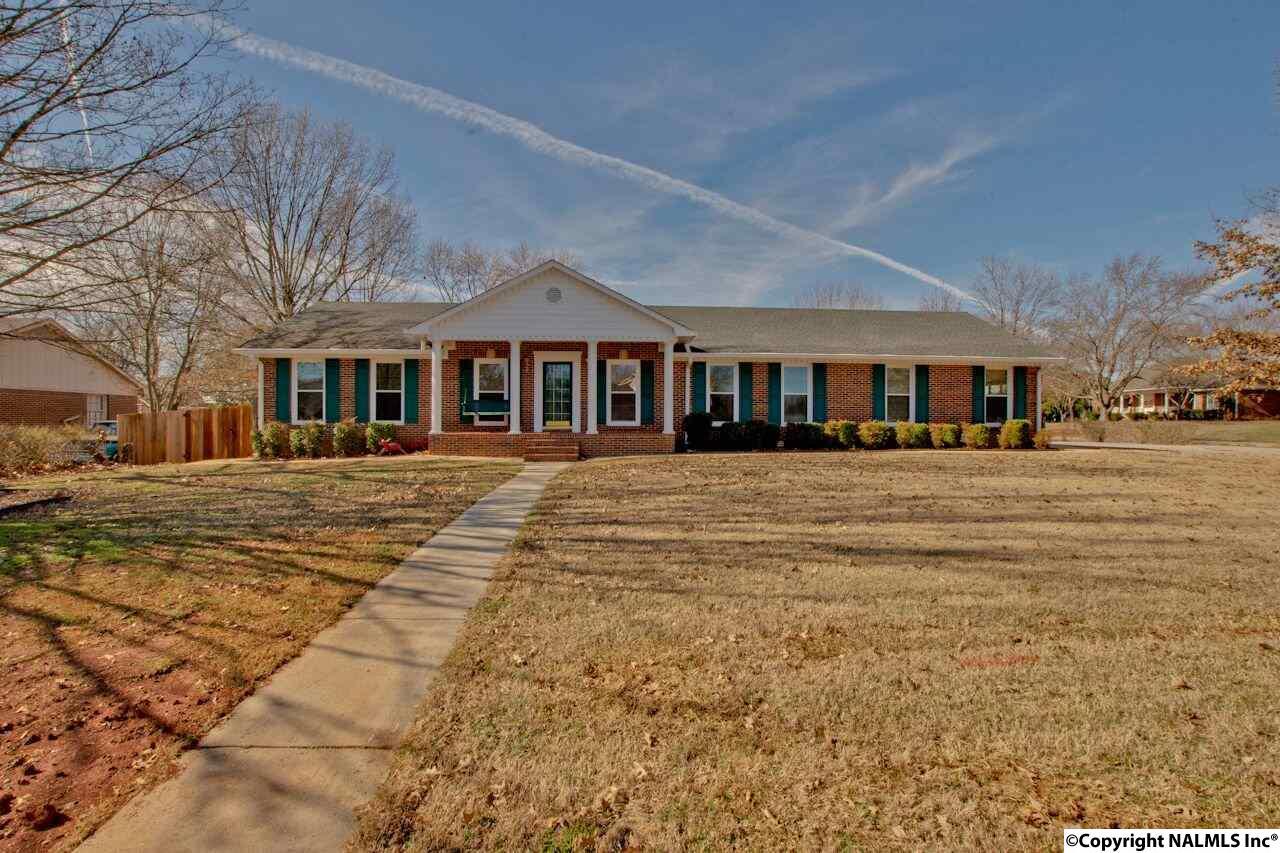 107 Yorkshire Drive - Photo 1