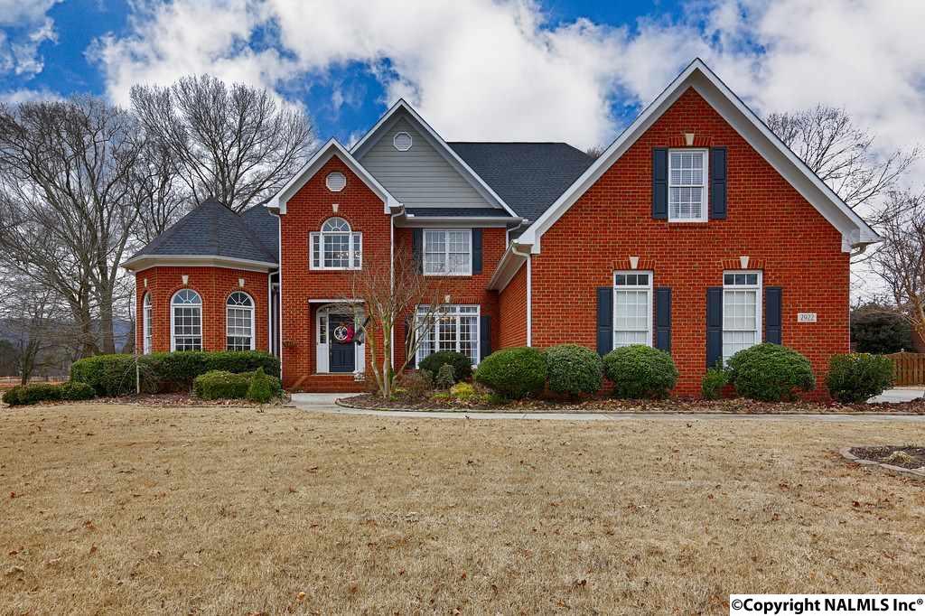 2922 Tantallon Drive - Photo 1