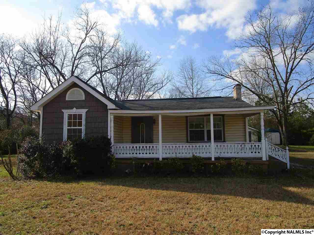 469 Dailey Street - Photo 1