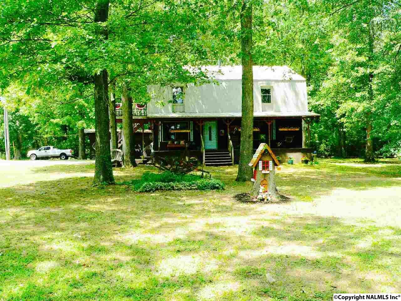 261 College Avenue - Photo 1