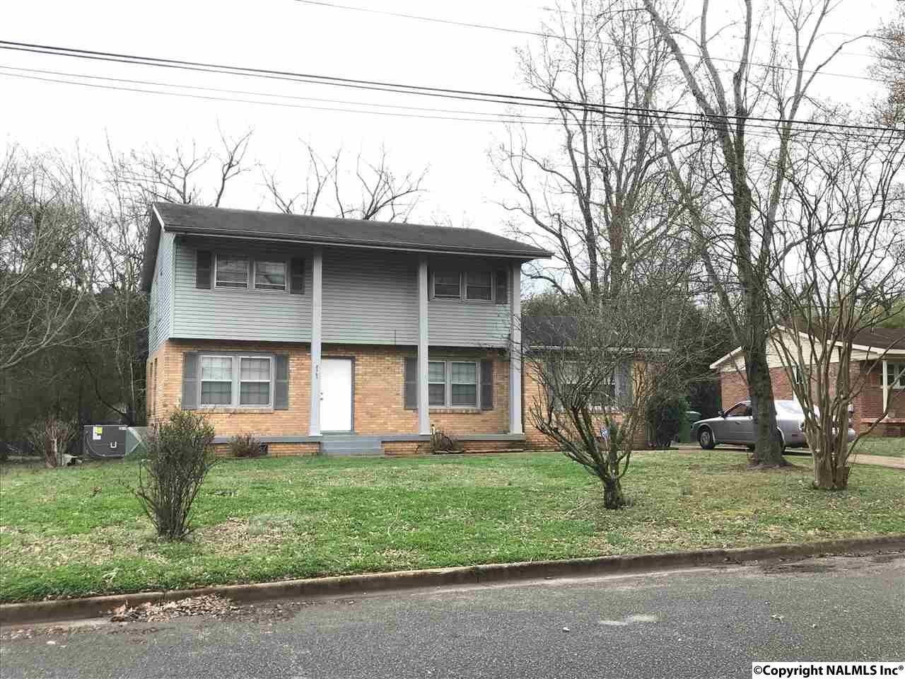 2505 Fieldcrest Drive - Photo 1