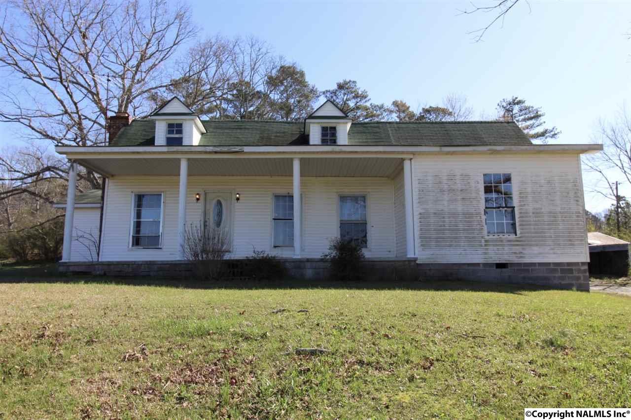 202 County Road 826 - Photo 1