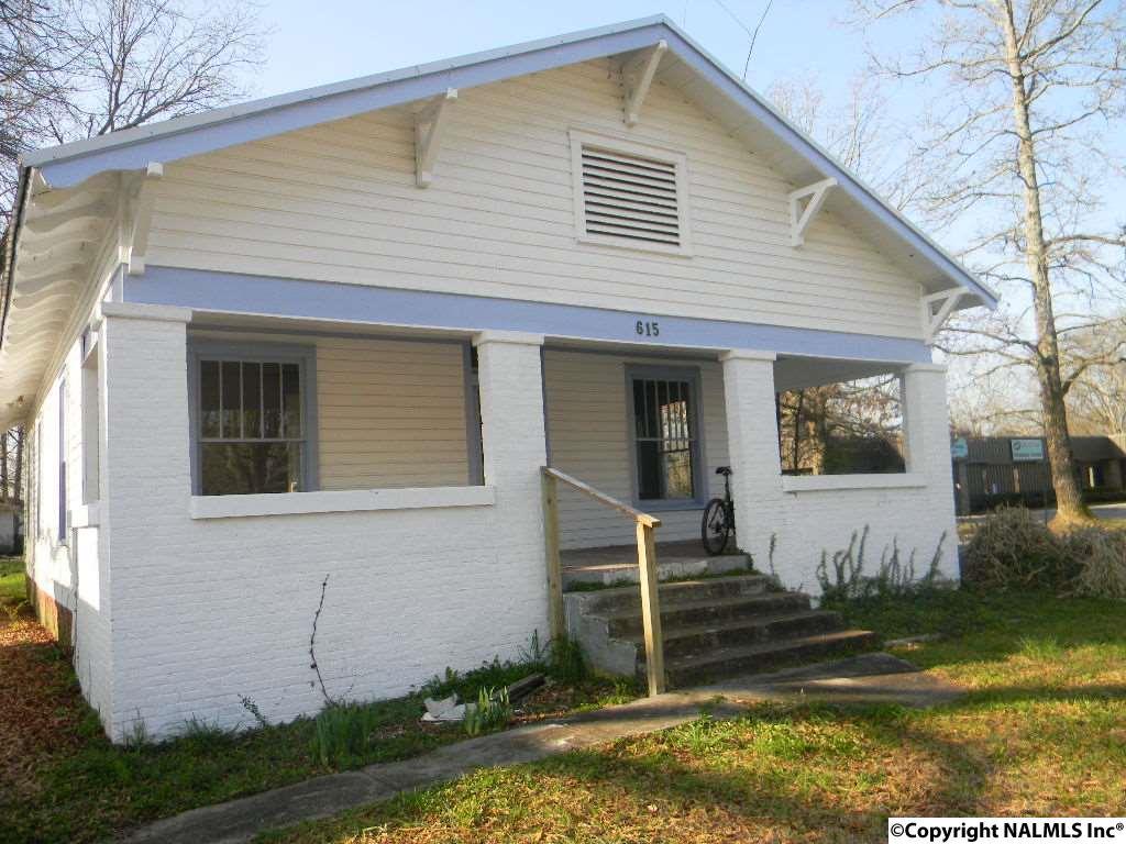 615 Bradley Street - Photo 1