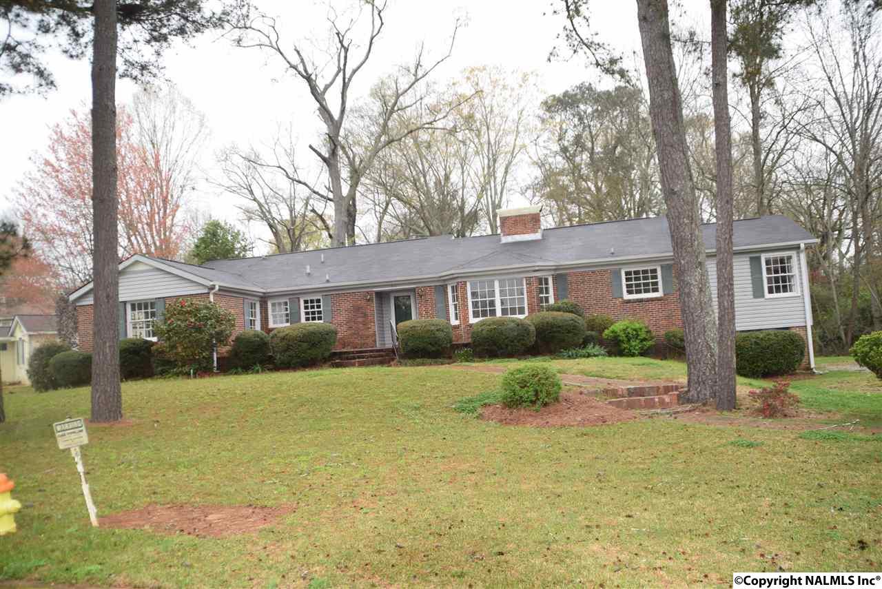 715 5TH STREET - Photo 1
