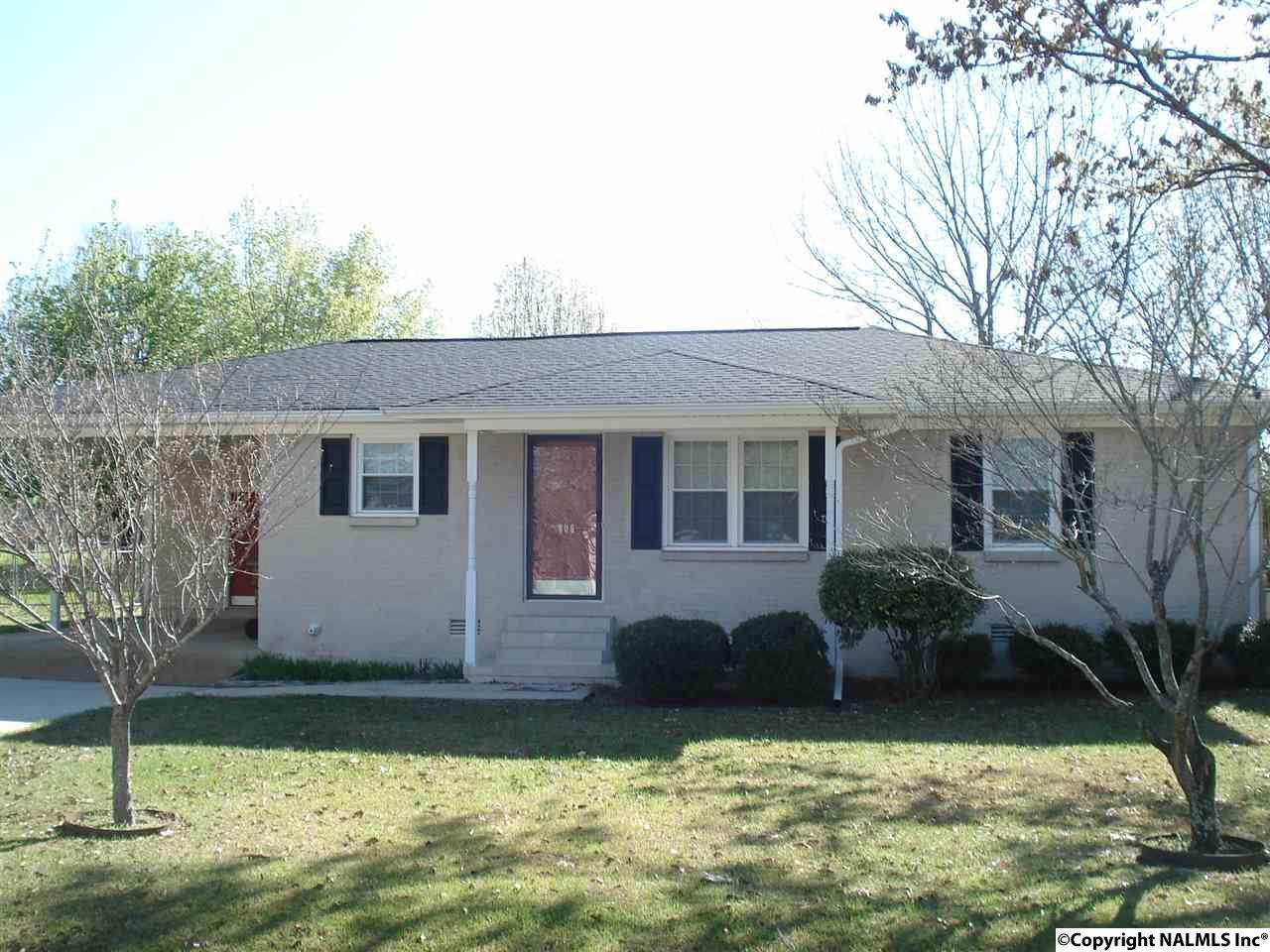 806 Elizabeth Place - Photo 1