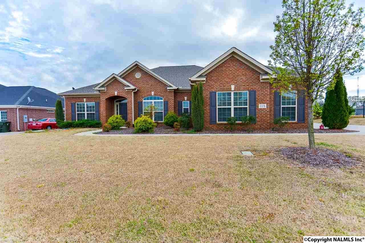 118 Hawks Nest Drive - Photo 1