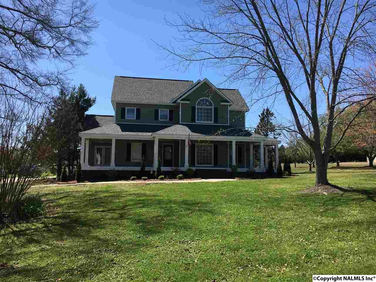 100 Ashlan Circle - Photo 1