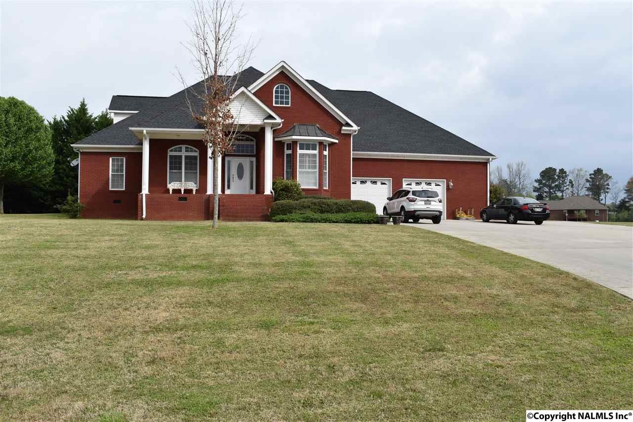 475 Drew Drive - Photo 1