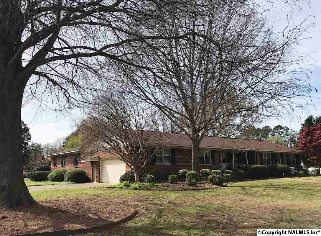 3206 Beverly Drive - Photo 1