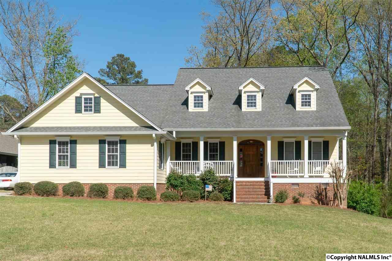 703 Kennedy Circle - Photo 1