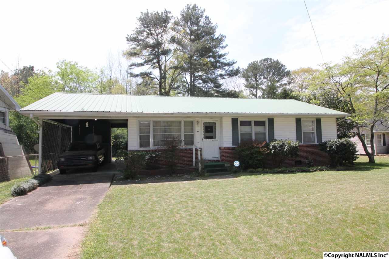 1405 Goss Avenue - Photo 1
