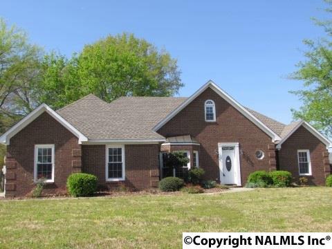 1403 Sweetbriar Place - Photo 1
