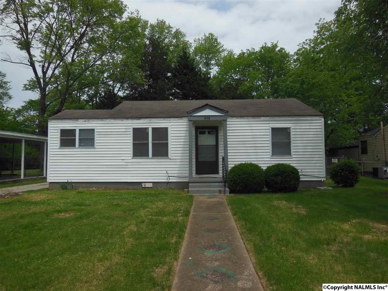 908 Linwood Drive - Photo 1