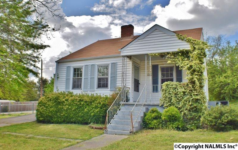 3920 Pine Avenue - Photo 1