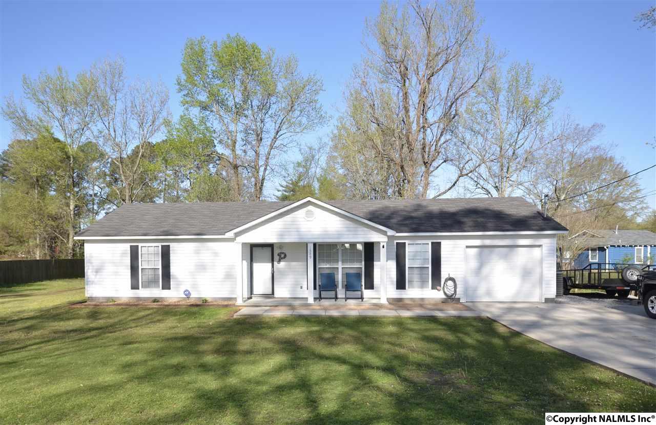 1549 Vest Street - Photo 1