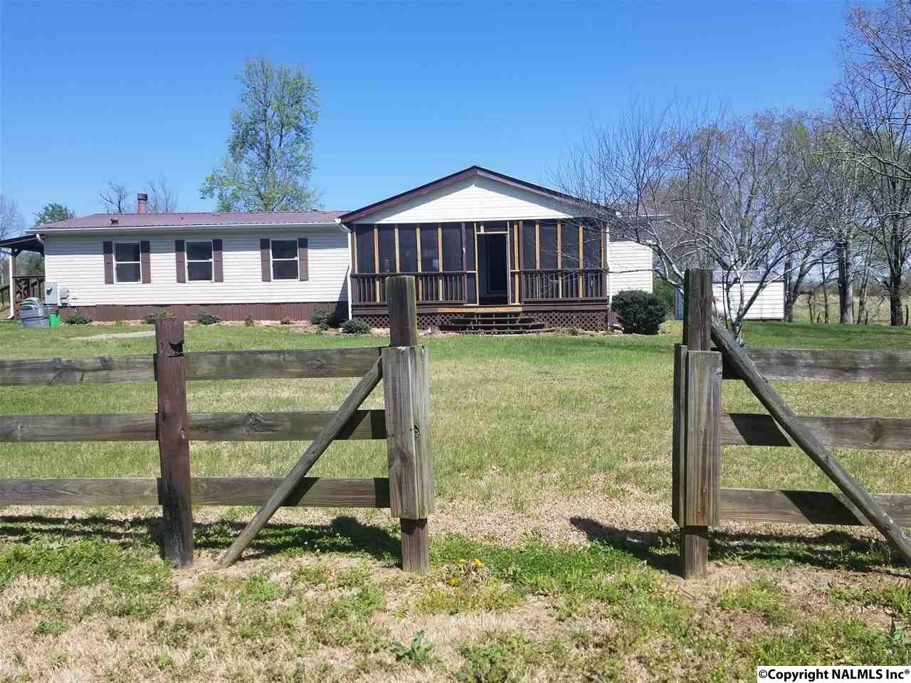 3207 County Road 776 - Photo 1