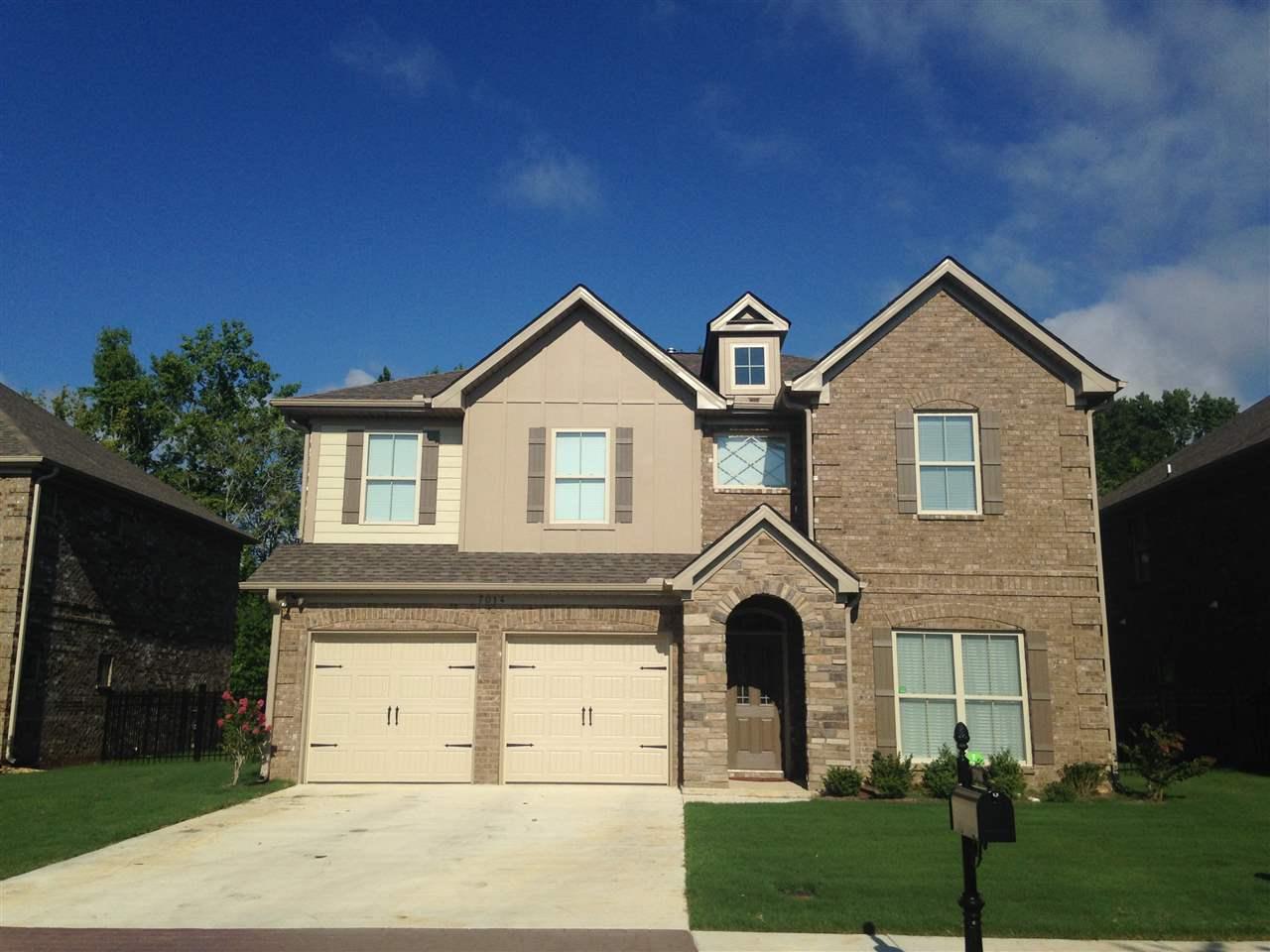404 Bridgemill Avenue - Photo 1