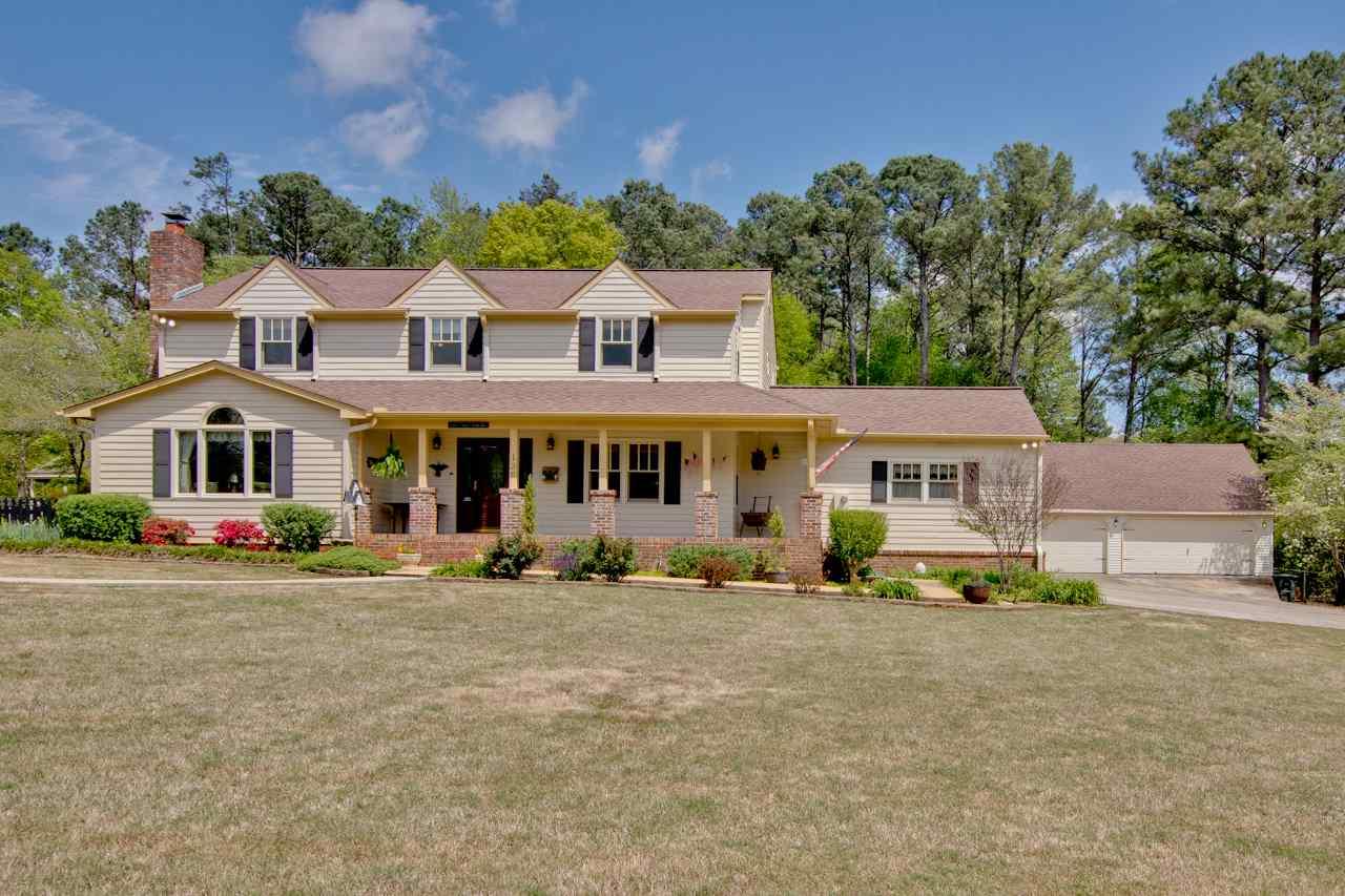 136 Clearvue Road - Photo 1