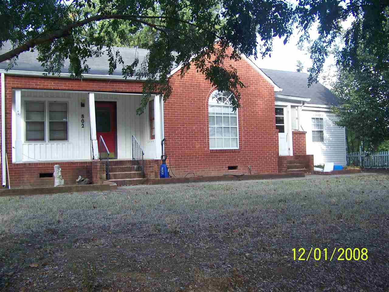 802 Houston Street - Photo 1