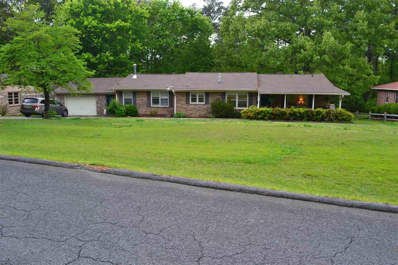 305 Kenwood Circle - Photo 1