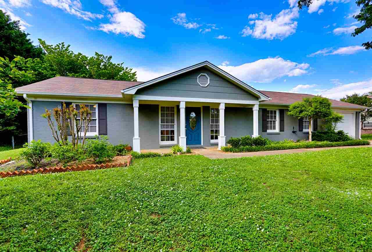 111 Claymore Drive - Photo 1
