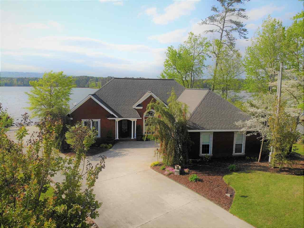 536 Till Davis Road - Photo 1