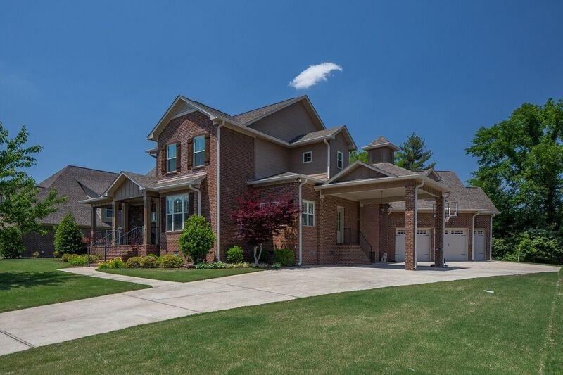 22945 Bluffview Drive - Photo 1