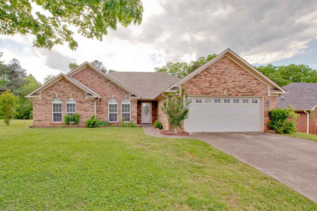 102 Pine Knoll Lane - Photo 1