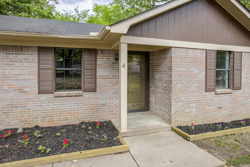 1306 Sparkman Street - Photo 1