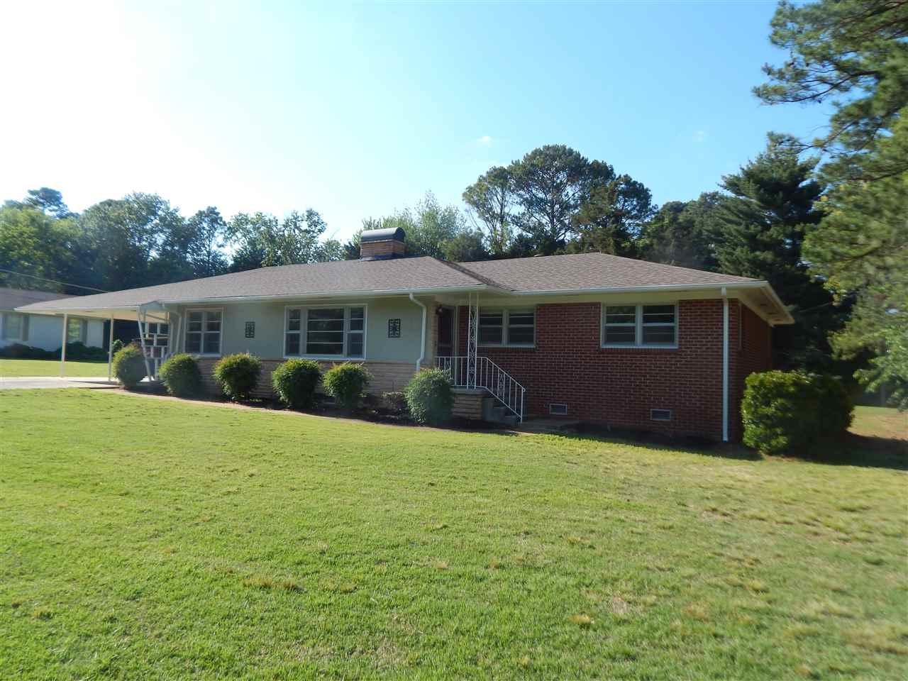 606 Suhill Drive - Photo 1