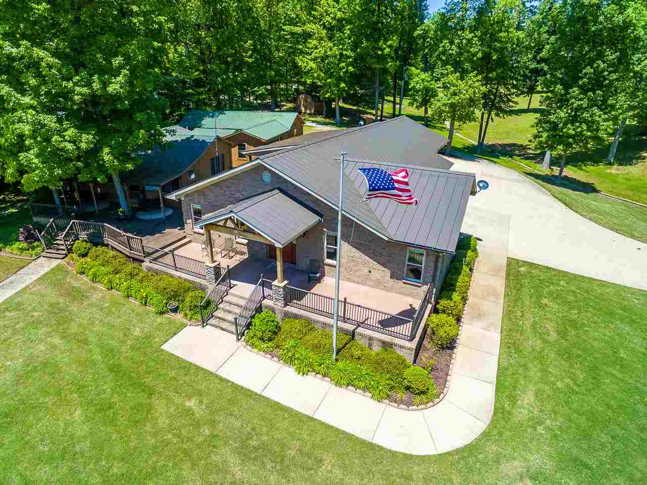 10008 Motter Drive - Photo 1