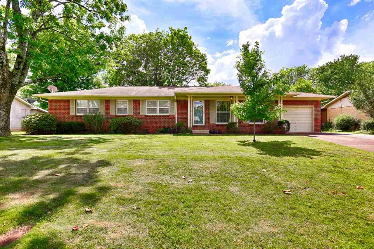 9022 Craigmont Road - Photo 1