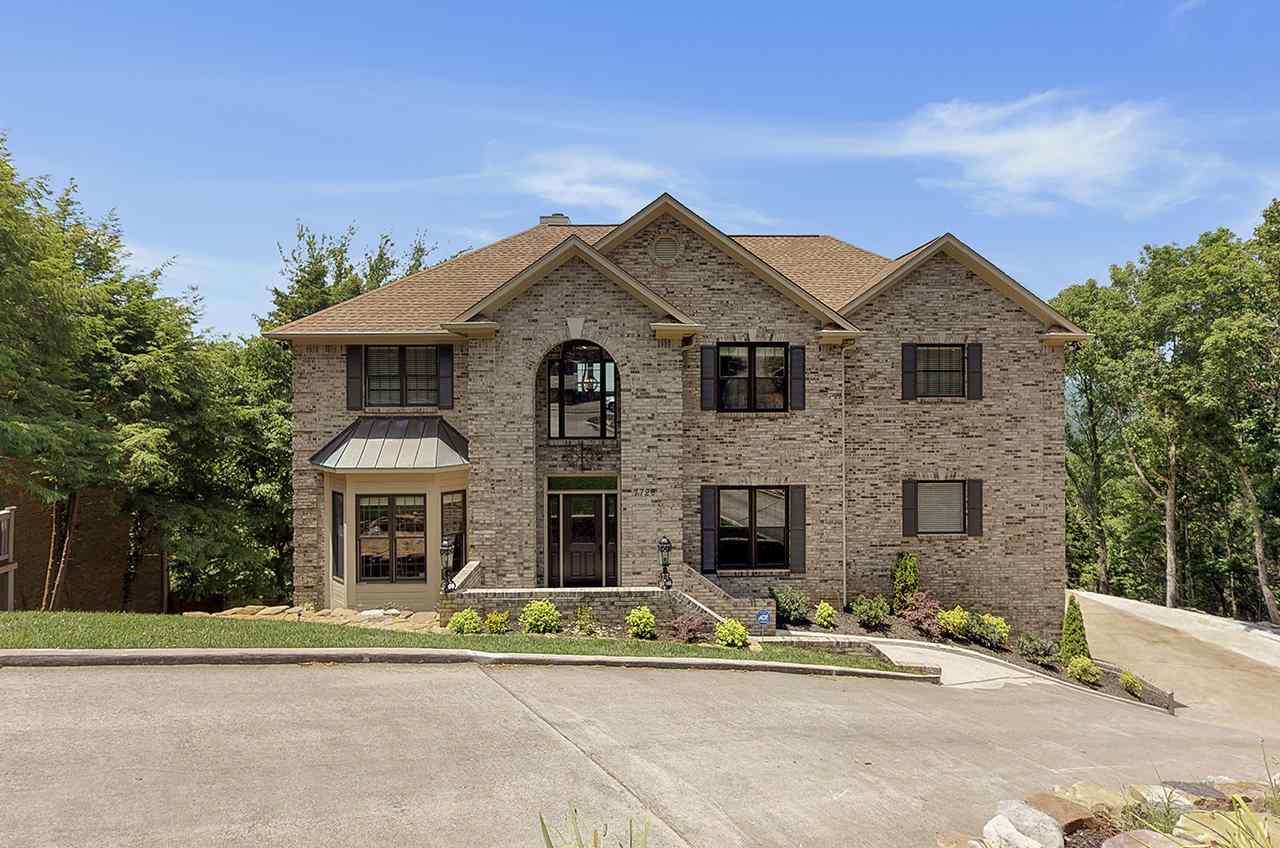 7726 Donegal Drive - Photo 1
