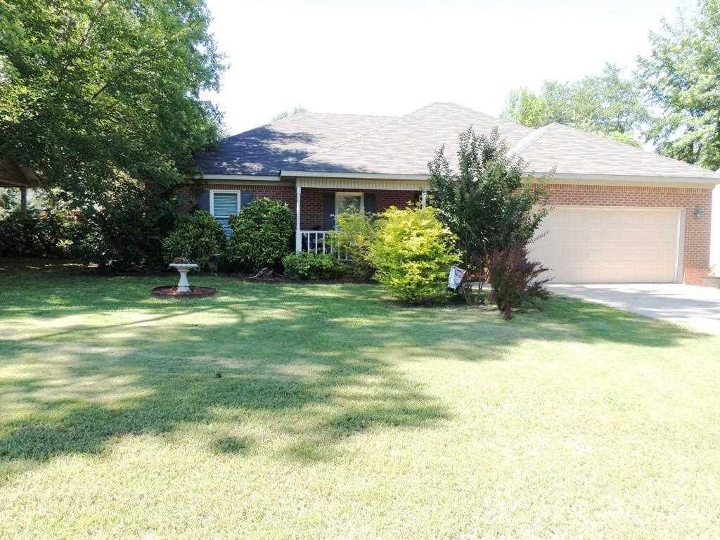 1115 Maplewood Drive - Photo 1
