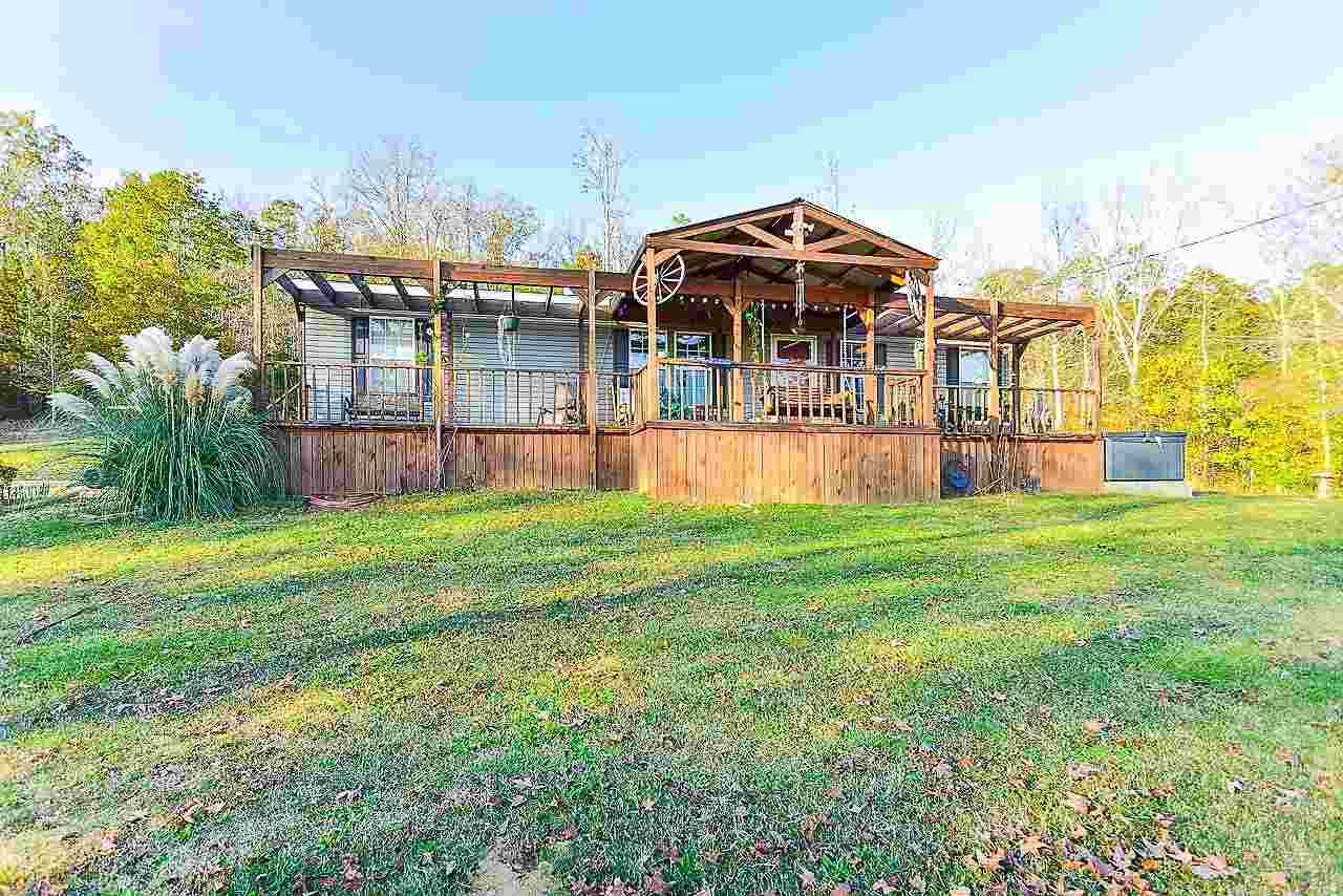 4053 County Road 196 - Photo 1