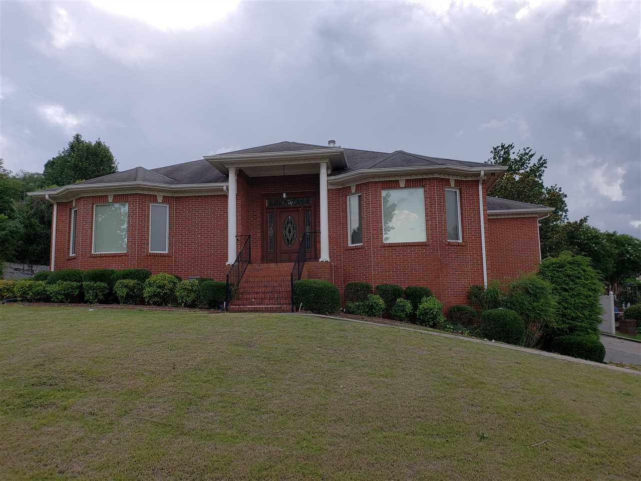 1402 Old Carriage Lane - Photo 1