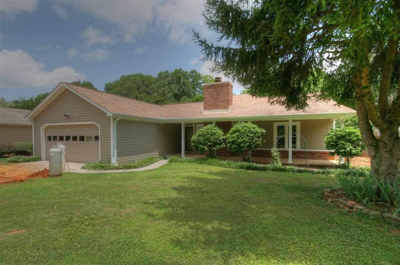 296 Pine Ridge Circle - Photo 1
