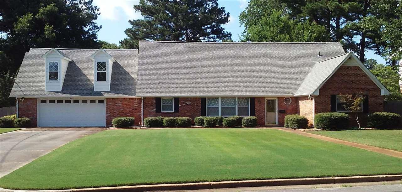 404 Westburg Avenue - Photo 1