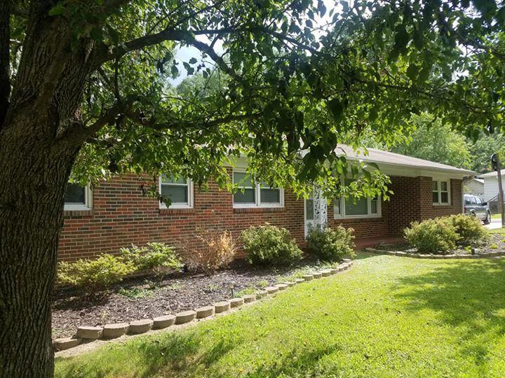 867 3RD AVENUE - Photo 1